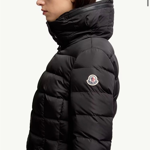 Moncler Women's Puffer Jacket - burgundy - Picture 9 of 11